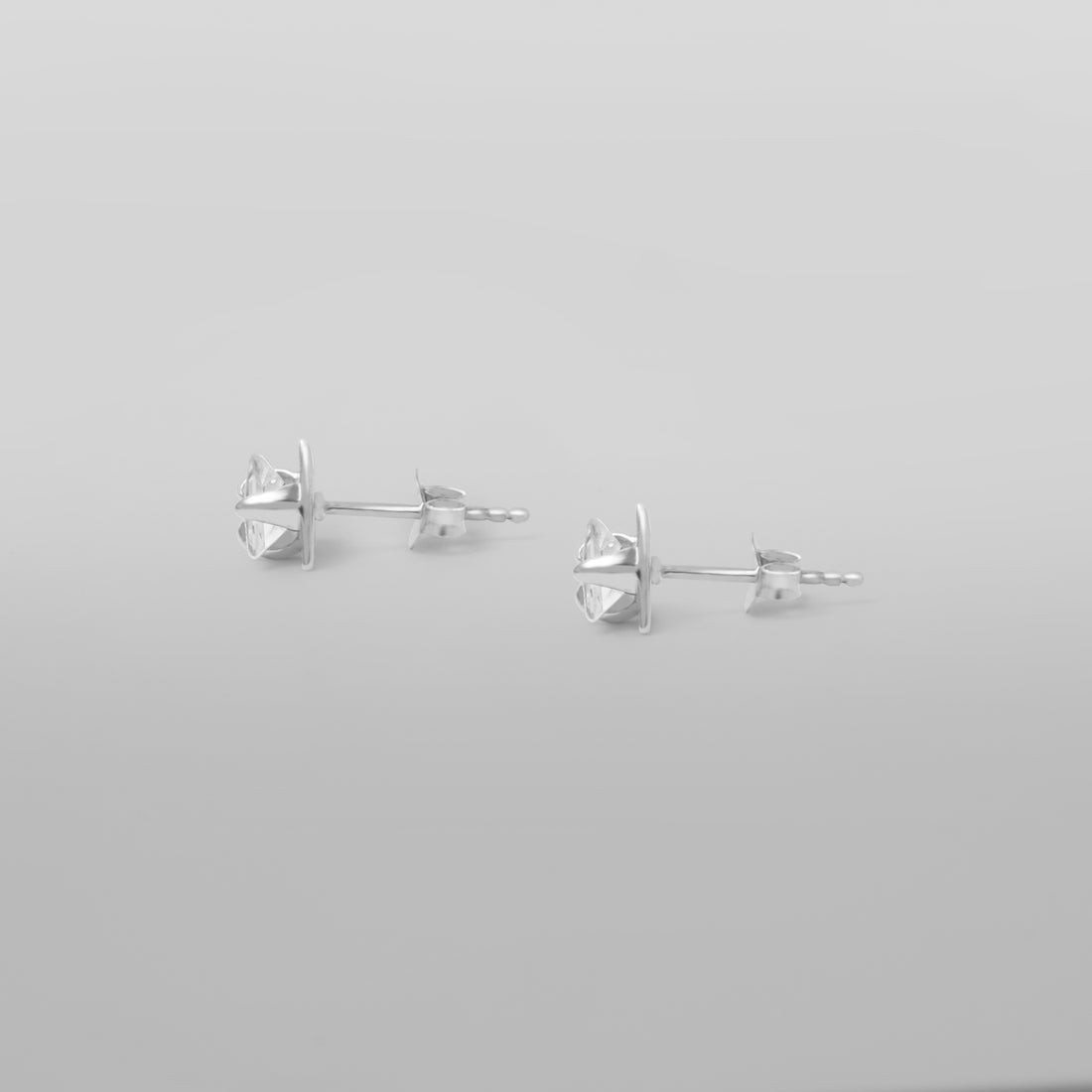 Talon Carat Earrings