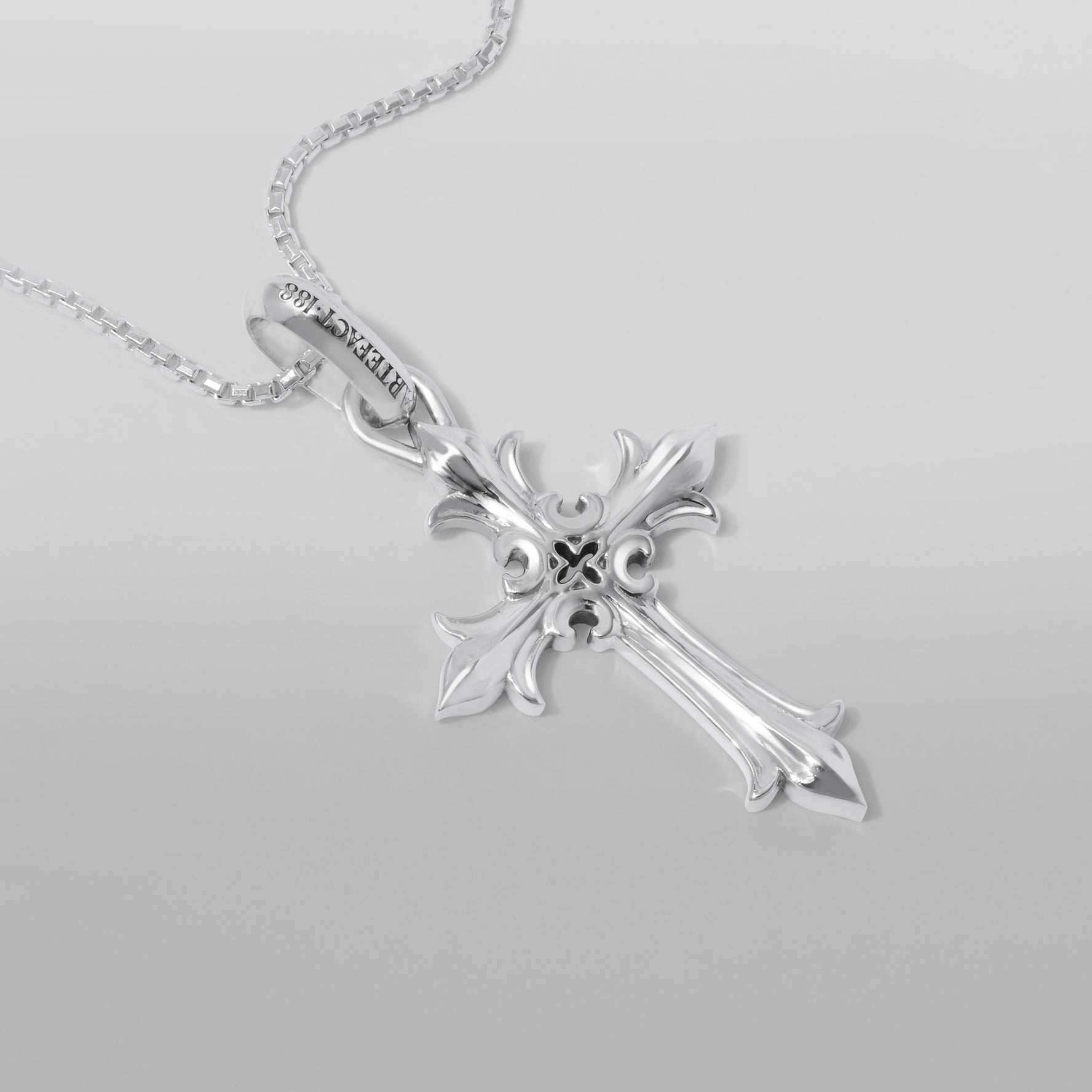 Grand Tracery Cross
